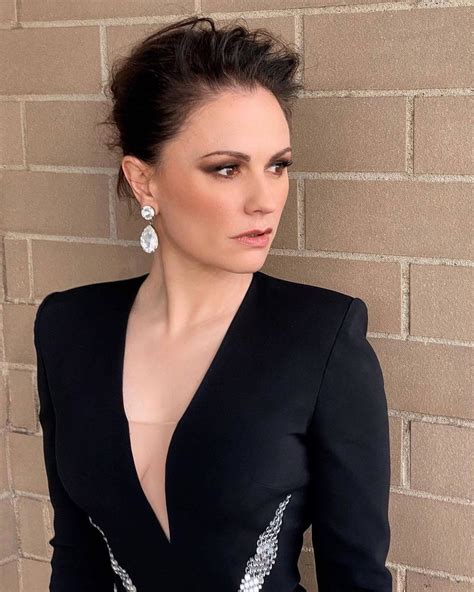 Anna Paquin 2022 Hair