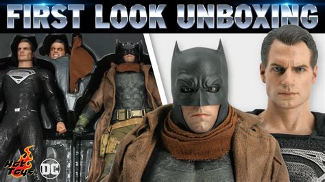 Hot Toys Knightmare Batman Superman Justice League Figure Set