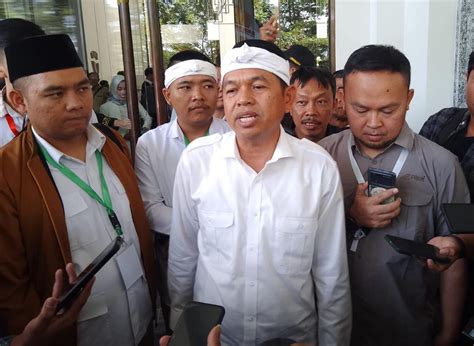 Siap Jadi Cagub Jabar Dedi Mulyadi Ngaku Tunggu Arahan Prabowo