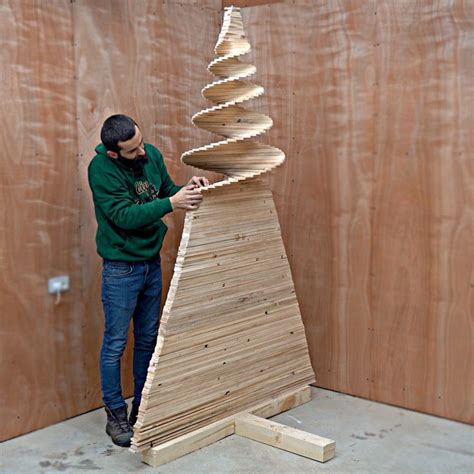 Diy And Crafts Diy Wooden Christmas Tree Facebook Christmas Diy