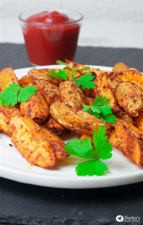 Baked Paprika Potato Wedges