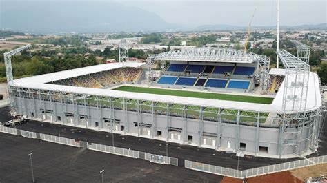 Il Frosinone Presenta Oggi Marco Brescianini E Marvin Cuni