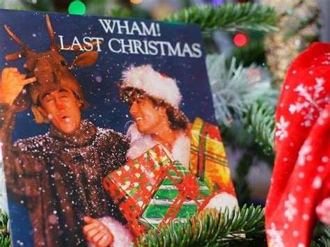 Christmas Songs That Didn’t Make Number One: 10 Surprising Chart Fails - Dig!