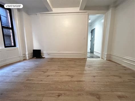 229 W 109th St Unit 53 New York Ny 10025 Room For Rent In New York