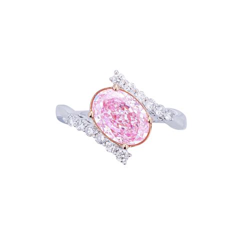 Victoria - Oval Cut Pink Diamond Ring – Elora Lab Diamond Jewelry