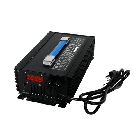 48 V 30 A Lithium Ion Battery Chargers For 1000 W Electric Motorcycle Battery Charger Supplier