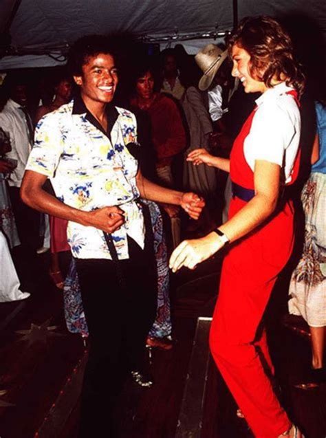 Intimate Photos of Michael Jackson and Tatum O' Neal at a Party in 1979 ...