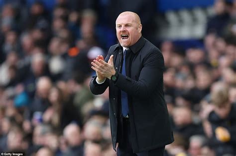 Everton 1 0 Arsenal James Tarkowski Gives Sean Dyche The Perfect Start