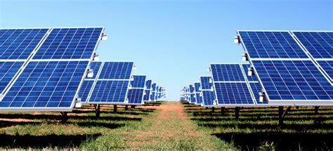 race  renewable energy infrastructure   meet  players