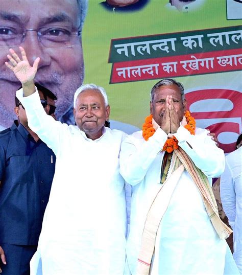 Bihar Chief Minister Nitish Kumar With Former Jdu President Lalan Singh During An Election Rally