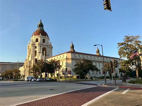 COURTYARD LOS ANGELES PASADENA / OLD TOWN - Updated 2022 Prices & Hotel ...