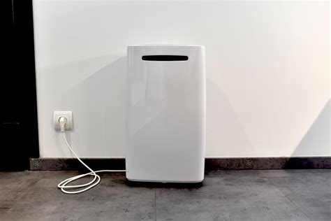 How To Know If Your Home Needs A Humidifier Or Dehumidifier