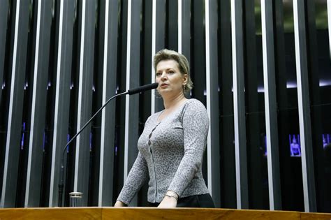 Tj Sp Condena Joice Hasselmann A Indenizar Emissora Por Danos Morais