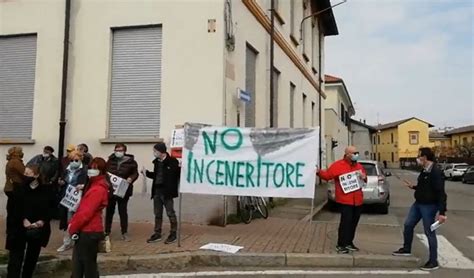 Sabato Protesta Contro L Inceneritore ACCAM In Piazza Comitato E