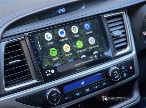 Nakamichi Toyota Kluger 14 18 Infotainment Wireless CarPlay Android