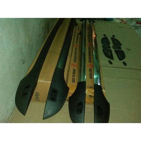 Jual Roof Rail Kaki Rack Di Atas Mobil Avanza Xenia Shopee Indonesia