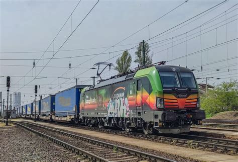 193 808 Budamar FoxRail Vectron Ferencváros Hungary Flickr