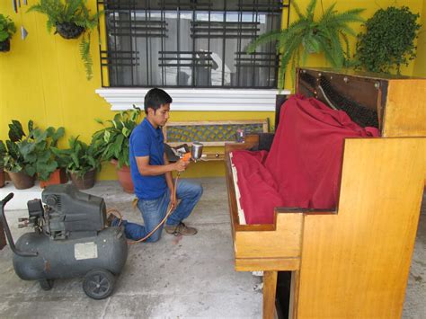 Proyectos de Restauración de Pianos - Pronto a poner a la venta