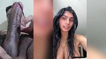 Mia Khalifa Reacciona De BATLC XVIDEOS