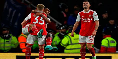 Arsenal Recupera El Liderato Diario La Tribuna