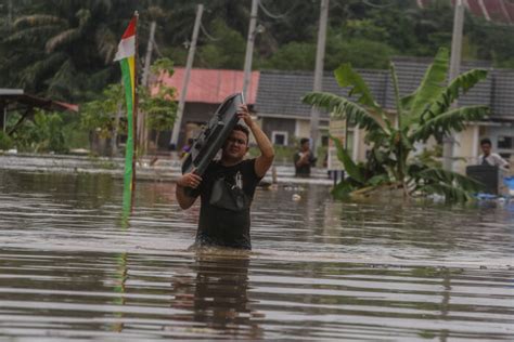 Foto Banjir Di Pekanbaru Indozoneid