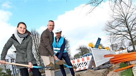 Burgwedel Deutsche Glasfaser Startet Netzausbau Im Gewerbegebiet