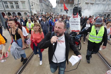 Doubs Besançon 2500 manifestants dans les rues contre le vaccin et