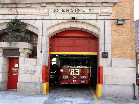 E083 Fdny Firehouse Engine 83 And Ladder 29 Port Morris Bronx New York