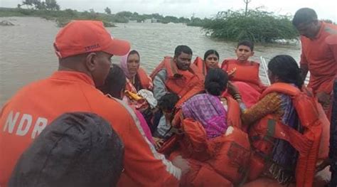 Maharashtra Flood 10 Dead 7 Missing After Rescue Boat Capsizes In