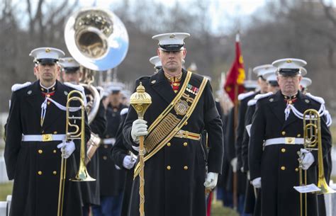 "The President’s Own" U.S. Marine Band march in a funeral procession ...