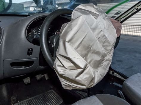 Automobile Airbags D Fectueux Citro N Tend Les Rappels Des C Et