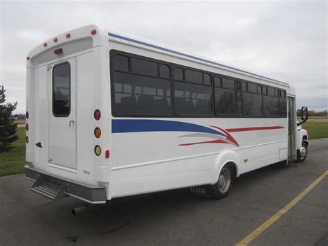 2003 Glaval Gmc 33 Passenger Shuttle Bus