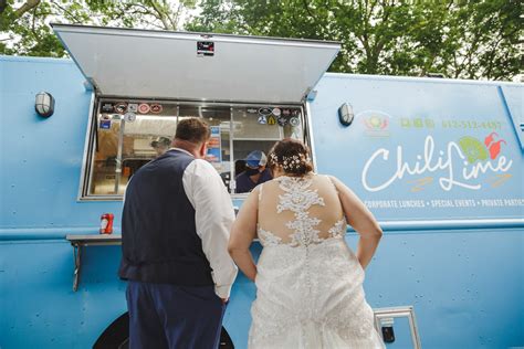 Whats The Best Food Truck For Your Minnesota Wedding