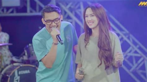 Dangdut Populer Duet Happy Asmara Dan Gilga Sahid Hingga Klarifikasi