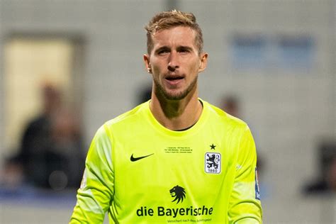 TSV 1860 München Marco Hiller schlägt nach Derby Pleite Alarm