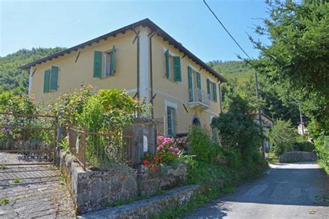 Idyllic Villa In Tuscany Has Private Yard And Private Outdoor Pool