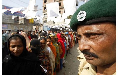 Bangladesh Elections Held Amid Tight Security