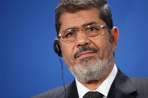 Mohammed Morsi Egypts Ousted President Dies In Court