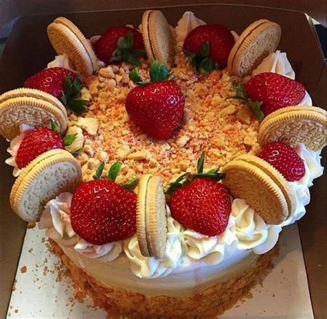 Strawberry Shortcake Cheesecake Cake Loversrecipes