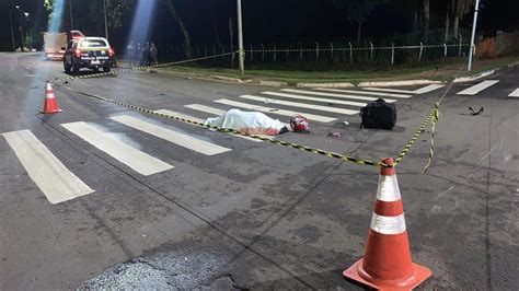 Sem CNH jovem de 18 anos morre após bater moto em caminhão na Lúdio