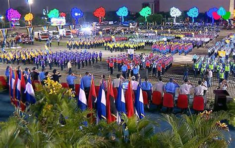 Presidente De Nicaragua Encabez Acto Por Aniversario De La Polic A