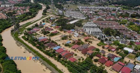 Banjir Kilat Dijangka Landa 6 Negeri Dalam 24 Jam BULETIN TV3 Malaysia