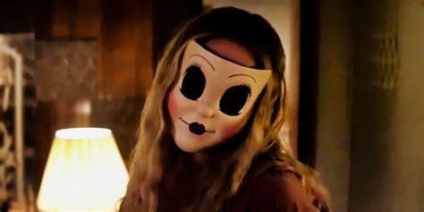 How The Strangers 2 Unmasked & Killed Dollface