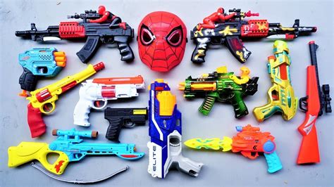 Mencari Mainan Tembak Tembakan Doubel AK47 Gun Spiderman Gun Roller Gun