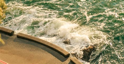 Part Of Seawall Closed Due To High Winds And King Tide News