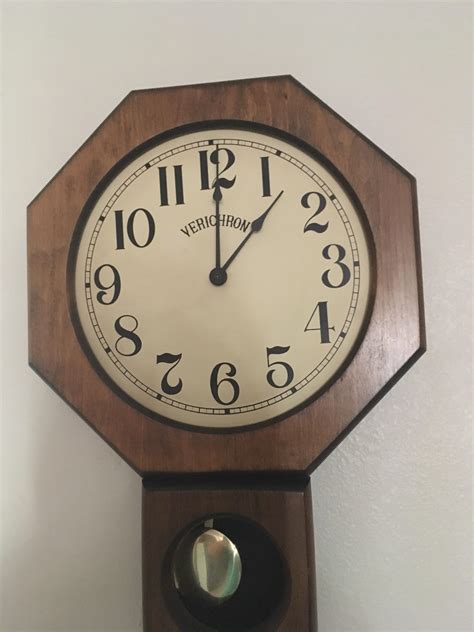 Clocks reflecting what time is it in Charlotte NC will sync tonight 26