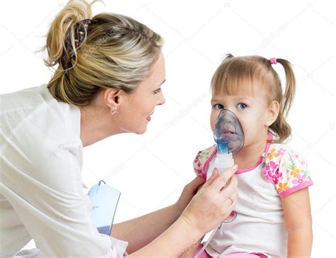 Doctor holding inhaler mask for kid breathing, hospital — Stock Photo ...