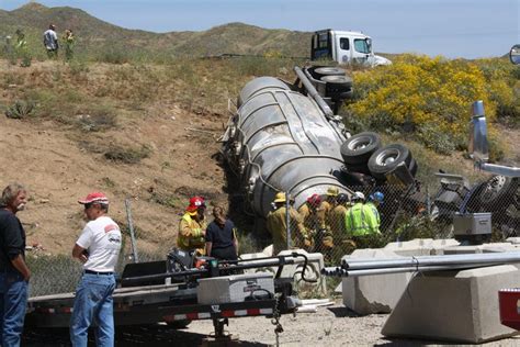 Update Man Who Died In Fiery I 15 Big Rig Crash Identified Lake