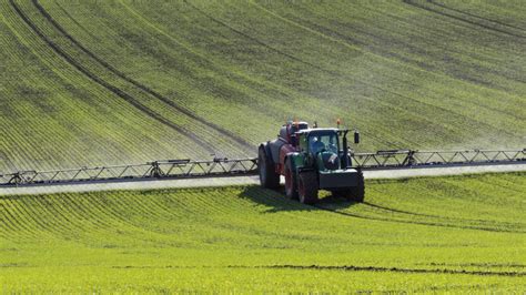 660 Millones De Euros Para Agricultores Ganaderos Y Pescadores