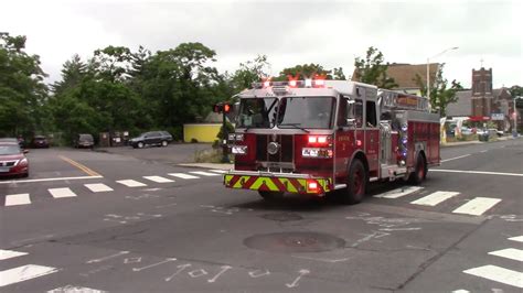 Meriden Fire Department Truck 2 Responding With Q2B Air Horn YouTube